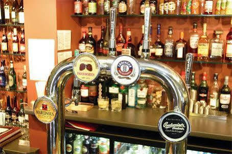 The Mitre Inn Knaresborough Bagian luar foto