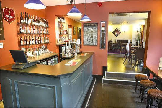 The Mitre Inn Knaresborough Bagian luar foto