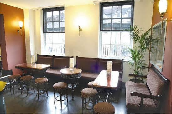 The Mitre Inn Knaresborough Bagian luar foto
