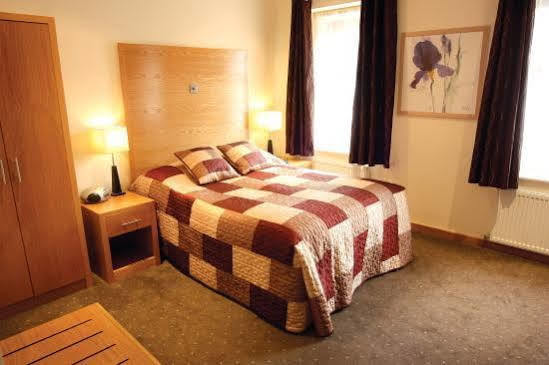 The Mitre Inn Knaresborough Bagian luar foto